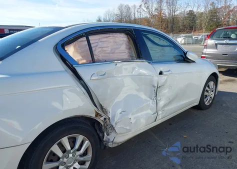 2012 Honda Accord 2.4 Lx из США, поврежденный, VIN 1HGCP2F32CA167630